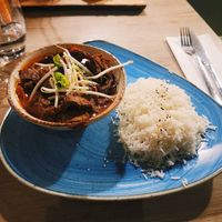 Vegan duck with veggies in sweet and sour sauce #Veganuary at Manna 68 in Gdansk