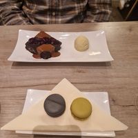 Chocolate brownie with ice cream and macaroons - blackberry, lime and olive oil flavour at Manna 68 in Gdansk