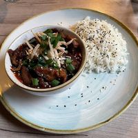 'Duck' with sauce and basmati rice #Veganuary at Manna 68 in Gdansk