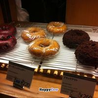 Vegan donuts at Eat More Greens in Tokyo