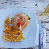 veggy burger (vegetable patty) at Strandpirat in Nebel