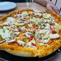 Vegetable pizza at Vegan House in Antalya