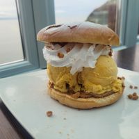 Vegan Lotus Ice Cream Burger #Veganuary at Cadwaladers in Criccieth