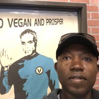 Me and the Star Trek Guy at Vegan GreenGO in Santa Barbara