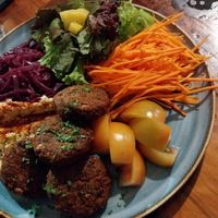 Falafel bowl at Cumana Bistro Food in Salento