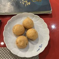 Mini pineapple cakes (4)  at Meimen FángKōngDòng 梅門防空洞 in Taipei