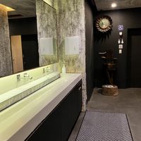 Restroom facilities   at Meimen FángKōngDòng 梅門防空洞 in Taipei