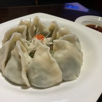 Dumplings at Meimen FángKōngDòng 梅門防空洞 in Taipei