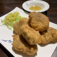 Love the nuggets  at Meimen FángKōngDòng 梅門防空洞 in Taipei
