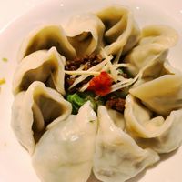 Too much skin for my liking at Meimen FángKōngDòng 梅門防空洞 in Taipei