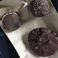 Choc chip cookie, Oreo cookie (vegan) bliss ball (vegan) at Indiana vegan Cafe & Yoga in Langkawi