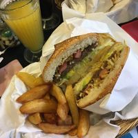 Soy burger with hotdog and chips at Mr. Food Vegan - Breña in Lima