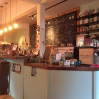 Very charming little cofffee shop w vegan options at Cafe MJ et Cie in Saint-jean-sur-richelieu