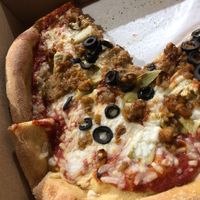 build your own /w vegan cheese (follow your heart)  at Mellow Mushroom - International Dr in Orlando