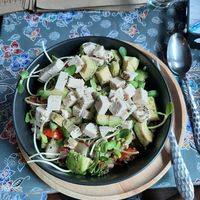 Quinoa avocado salad with vegan feta cheese at Everflow in Koh Chang