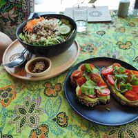 Toast with avocado and tomato. Quinoa salad at Everflow in Koh Chang