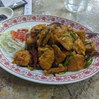 Garlic fried chicken at Taehwawon 태화원 in Incheon