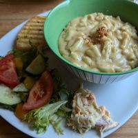 Mac and cheese with garlic bread and side salad at Bluestone Coffee Shop in Barrhead