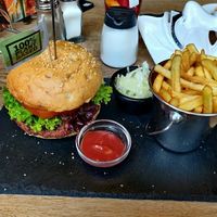 Moving Mountains Burger at Zeil Kitchen in Frankfurt