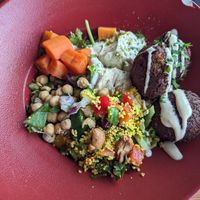 Falafel Bowls at Zeil Kitchen in Frankfurt