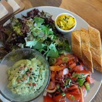 Vegan savoury breakfast plate at Fama Cafe & Manufaktur in Weimar