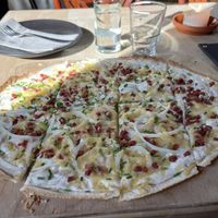 Flammkuchen Straßburger Art (vegan)  at Le Feu in Bielefeld