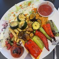Grillgemüseteller mit veganer Sauce  at Hatay Grill in Schopfheim