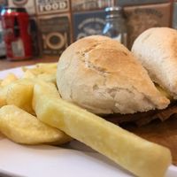 Menu with fried and drink for 6$ at Suculenta Sangucheria Vegana in Santiago
