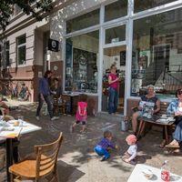 Entrence and outside sitting at Cafe Liebling in Kiel