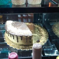 Vegan Snickers cake at Mazaya Falafel - Starowiślna in Krakow