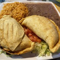   at La Cabana de Raya in Astoria