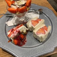 Christmas Special plate at Futaba Fruits Parlor in Kawasaki