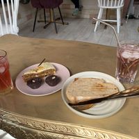 Grilled avocado sandwich and carrot cake with ice tea  at Kattakaffihusid in Reykjavik