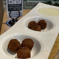 Crab cakes delish but tiny at Blossom Restaurant on Columbus in New York City