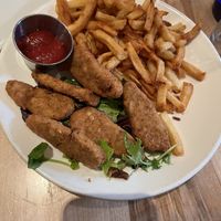 Un chicken tenders   at Blossom Restaurant on Columbus in New York City