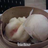 steamed buns at Nova Kitchen - MBK in Bangkok