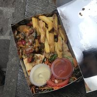 Vegan street box without onions  at The Olive Street Food  in Bruges