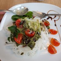 Raw vegan spaghetti with pesto! Wow! 😃 at Alge in Heidelberg