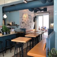 Contemporary urban style at Creperie de Mari in Oslo