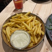 Classic fries with vegan mayo at Grill 69 in Dortmund