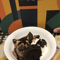 Ice cream sundae at Imagine Cafe in Mumbai