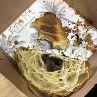 Croissant y pancito de chocolate . Pidan at KAIME in Medellin