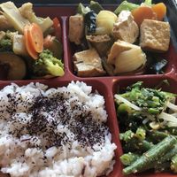 Bento disappointing. Two sections same bland veg, just one had tofu, cold green salad flavourless, rice was ok! at Taya Washoku Deli in Vienna