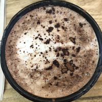 Chocolate latte at Wild & The Moon - Amelot in Paris