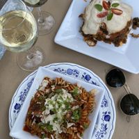 Pasta with tomato sauce and vegan meatballs, vegan lasagna  at Sabores de Sandra in Mallorca