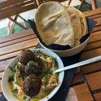 Hummus, falafel, gluten free pita at Sabores de Sandra in Mallorca