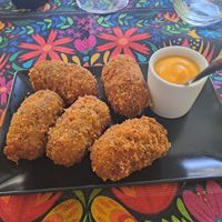 Croquettes with spicy sauce at Sabores de Sandra in Mallorca