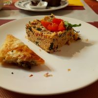Tabouleh and samosa at Sabores de Sandra in Mallorca