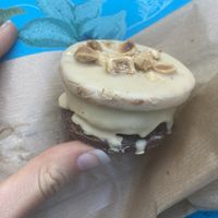 Mr. Chrunchie  at Hanai Vegana in Barcelona