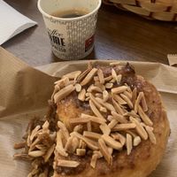 Crunchy, juicy, sweet - only pic before gone😉 at Hanai Vegana in Barcelona